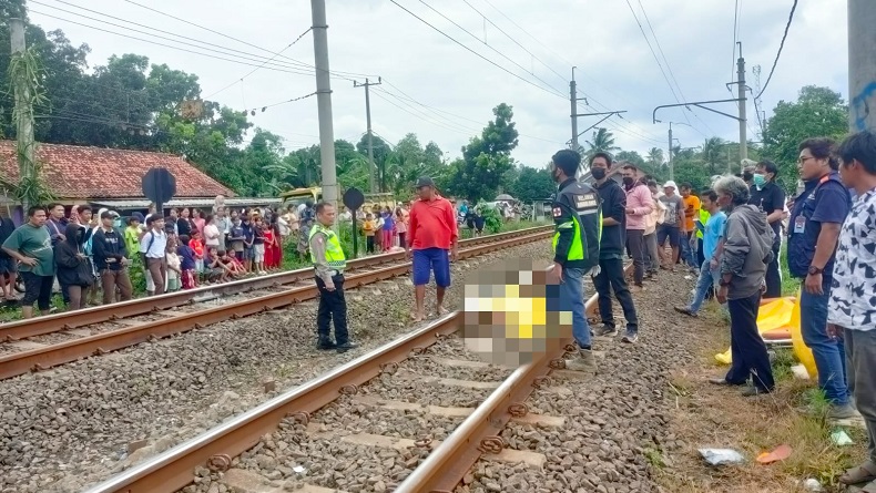 Seberangi Perlintasan Tanpa Palang Pintu, Pria Tertabrak Kereta di Parung Panjang