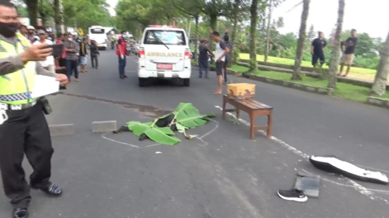 Senggolan di Tikungan, Pelajar SMA di Gianyar Tewas Terlindas Bus Pariwisata