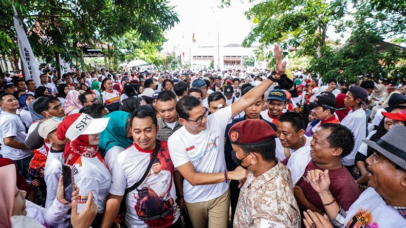 Sandiaga di Acara HUT ke-15 Gerindra: Aspirasi soal Beban Ekonomi akan Disampaikan ke Prabowo