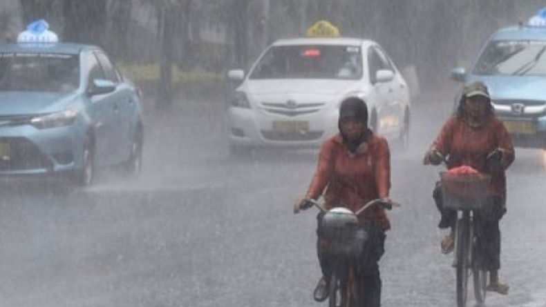 Waspada, Semua Daerah di Kaltim Berpotensi Hujan Disertai Petir 2 Hari ke Depan 