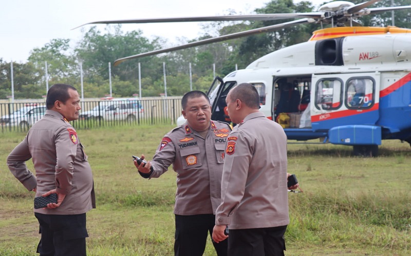Kapolda Sumsel Bantu Evakuasi Kapolda Jambi dan Rombongan 