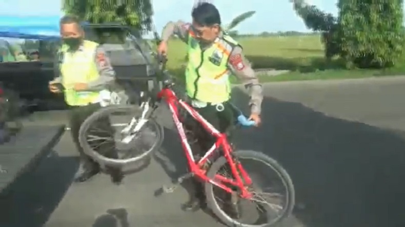 Kecelakaan Maut di Tuban, Pelajar SMP Tewas Terlindas Truk saat Bersepeda ke Sekolah 