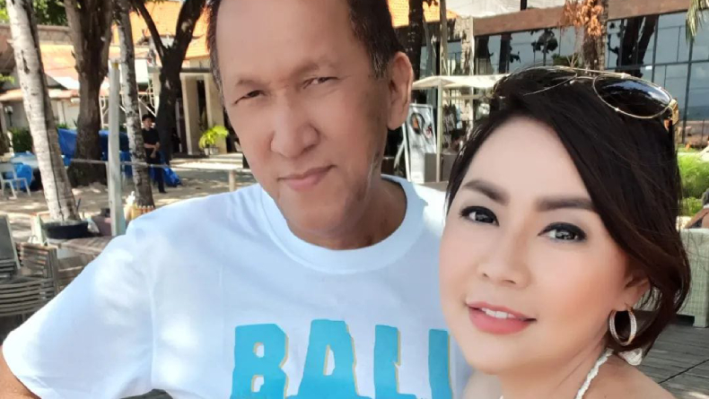 Potret Tessa Kaunang yang Dijuluki Hot Mama, Masih Betah Menjanda Sejak 8 Tahun yang Lalu