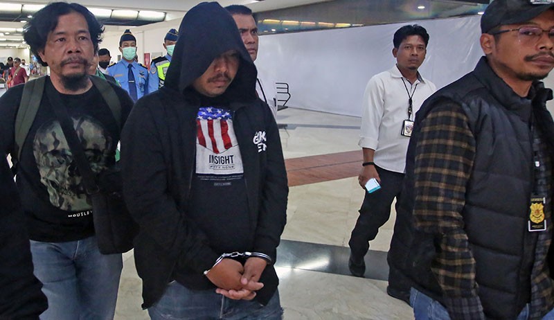 Terungkap, Debt Collector Sempat Ancam Bunuh Sopir Clara Shinta saat Tarik Mobil