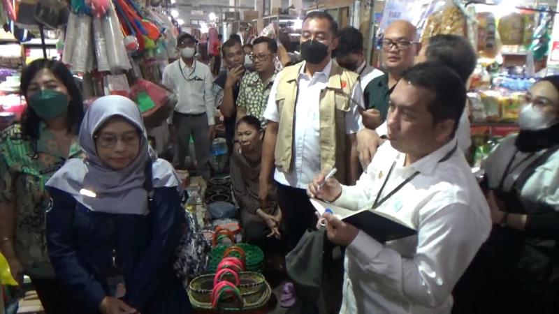 Sidak Pasar di Semarang, Bapanas dan Satgas Pangan Temukan Minyakita Dijual di Atas HET