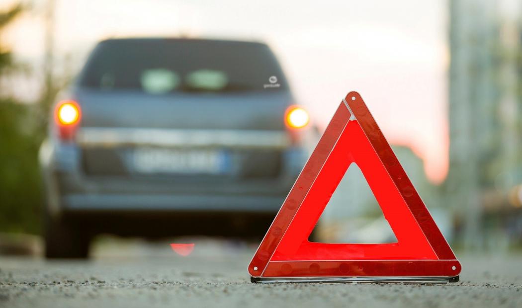 Salah Kaprah Sering Dinyalakan saat Konvoi, Ini Fungsi Lampu Hazard yang Benar