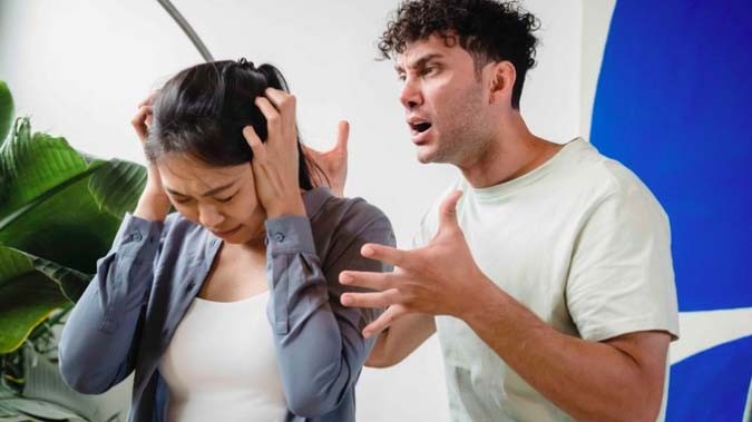 Apa Itu Love Hate Relationship? Waspada Jika Terjebak Bisa Merusak Mental Anda  