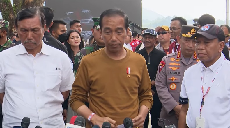 Presiden Jokowi Takjub Saksikan F1 Powerboat di Danau Toba: Seru Sekali
