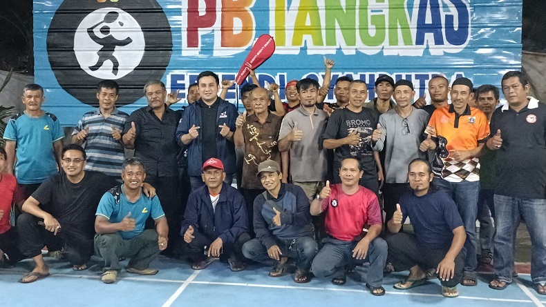 Lapangan Bulu Tangkis Direnovasi, Warga di Jaksel Apresiasi Partai Perindo