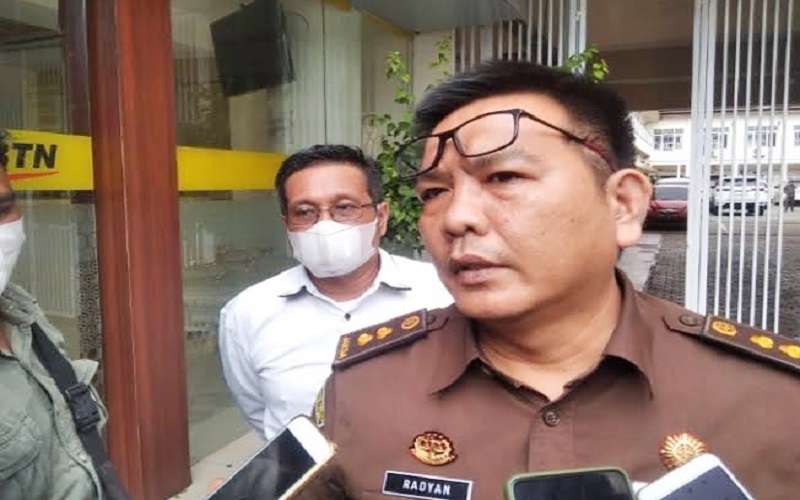 Ahmad Najib, Mantan Pj Wali Kota Palembang Serahkan Uang Denda Rp200 Juta