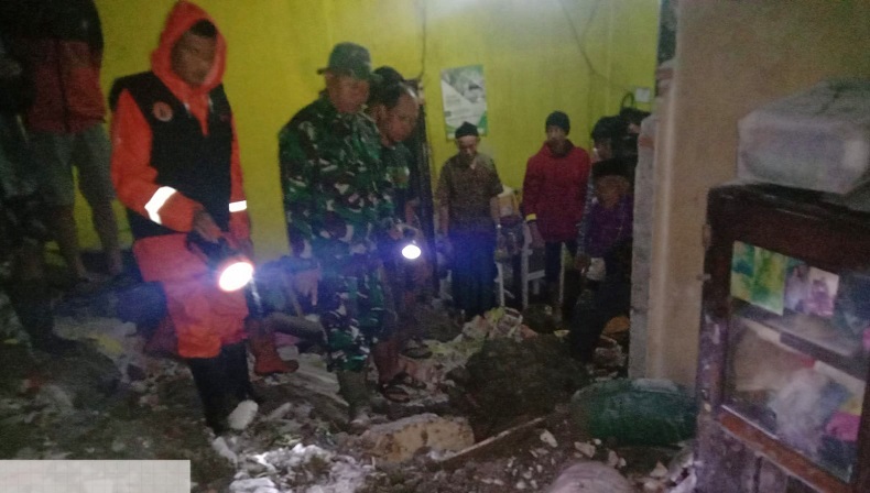 Longsor Timpa Rumah di Malang, 1 Warga Tewas