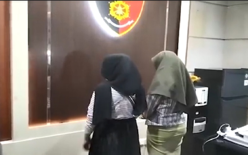 Pemilik Olshop Baju Bekas di Makassar yang Keroyok Pembeli Serahkan Diri ke Polisi