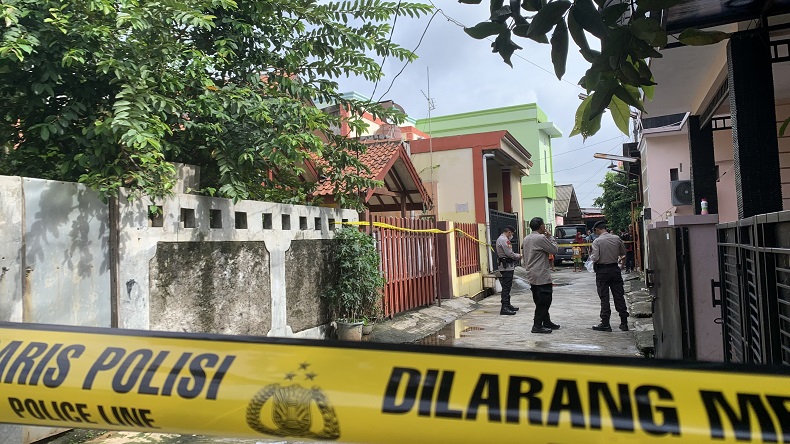 Geger Pria Bekasi Bunuh Diri usai Habisi Nyawa 2 Perempuan, Korban Dicor di Kontrakan