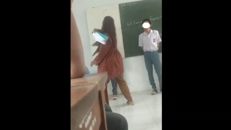 Viral Guru SMK di Garut Tampar Murid yang Tepergok Merokok dalam Kelas