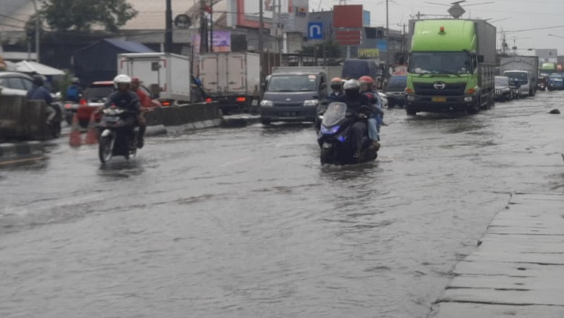 Kecelakaan di Karawang Sering Dipicu Jalan Rusak, Peradi Bakal Gugat Pemerintah