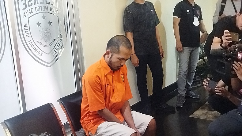 Penampakan Ecky Pelaku Mutilasi Angela Hindriati Jelang Rekonstruksi: Diam Termenung