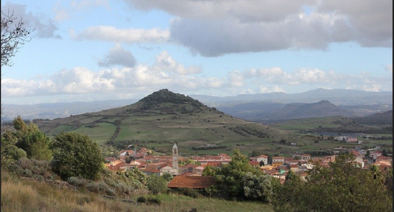 Singgah ke Desa Unik Ini, Rumah Diobral Rp16.000 kepada Turis yang Mau Pindah ke Sana!