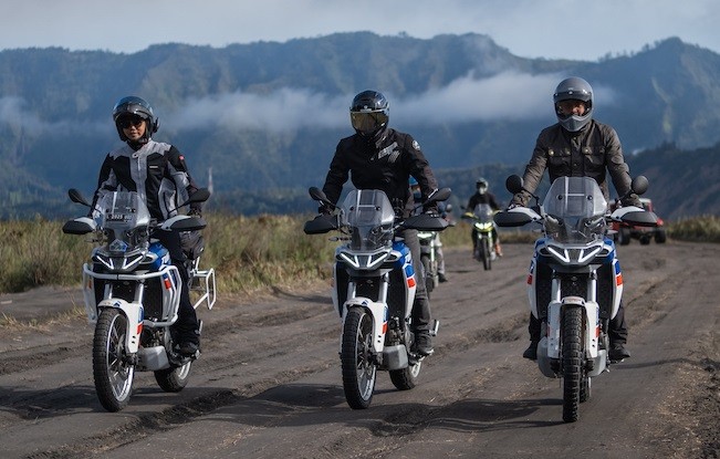 Aprilia Tuareg 660 Dijajal di Jalur Off-Road Gunung Bromo