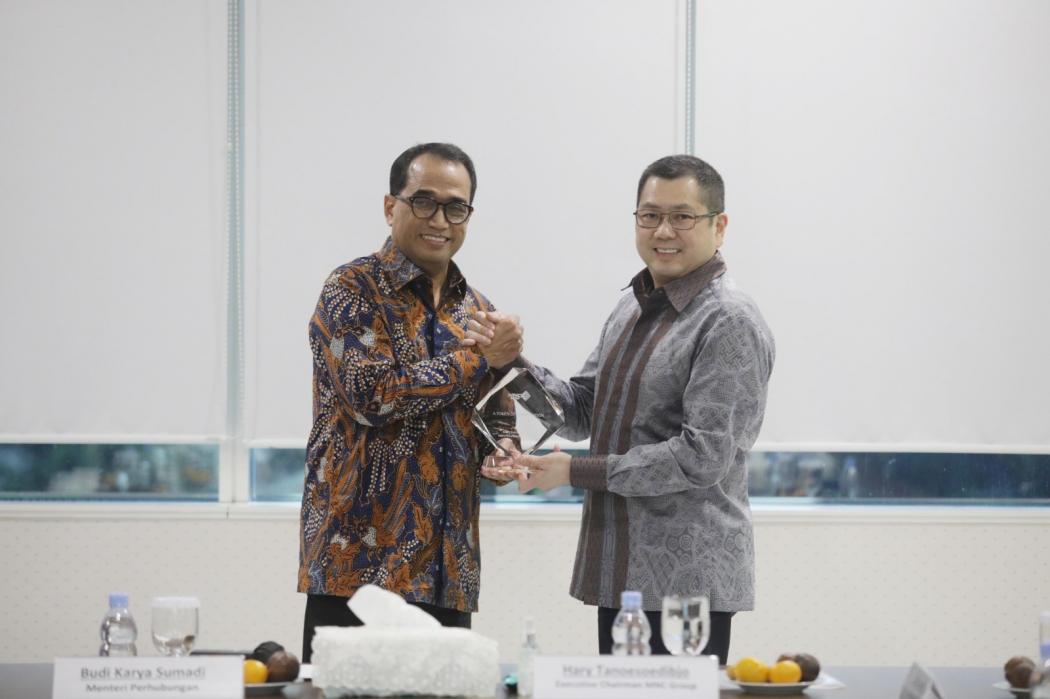 Bertemu Menhub, HT Siap Dukung Kelancaran Arus Mudik Lebaran 2023  