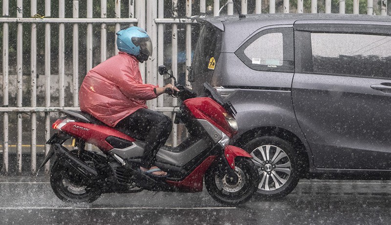 Berkendara di Musim Hujan, Pemotor Wajib Tahu Ini