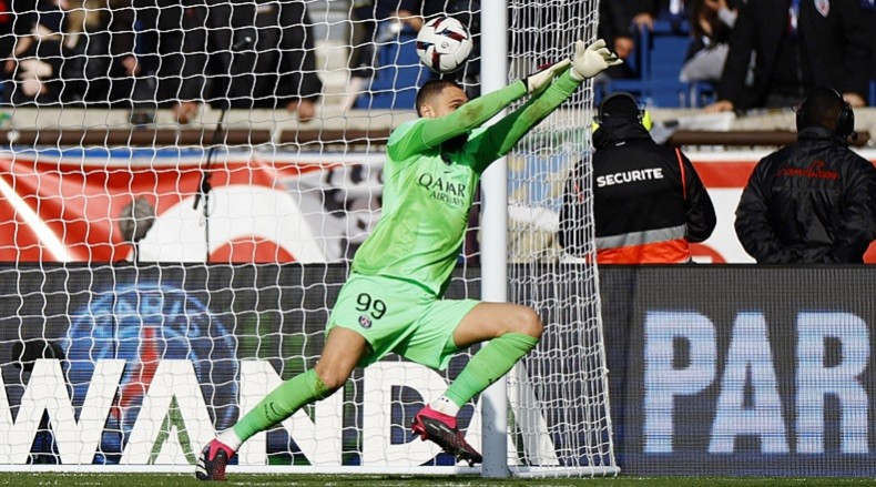 Donnarumma: Luis Enrique Pelatih Hebat, Dia Ingin PSG Mendominasi