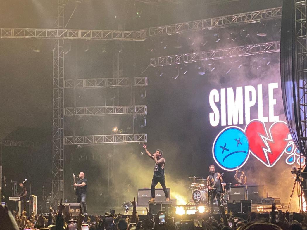 Tampil di Hari Pertama Everblast Festival 2023, Simple Plan Bikin Penonton Histeris