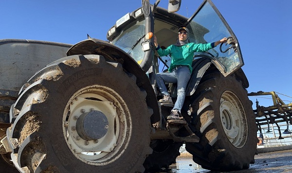 Kisah Inspiratif Perempuan asal Ponorogo yang Kini Jadi Peternak di Australia