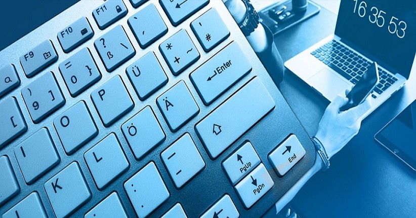 5 Cara Mengatasi Keyboard Laptop Tidak Berfungsi Tanpa Harus Beli yang Baru, Gampang Banget!