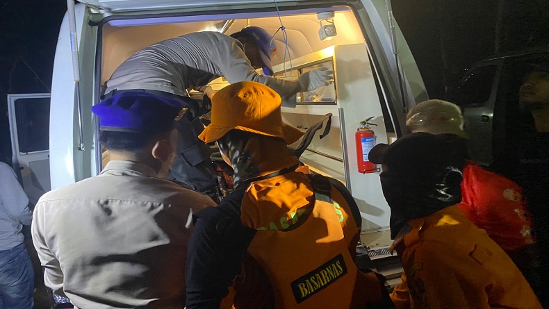 Tim SAR Gabungan Temukan Faris Maulana di Pantai Manalusu Garut, Korban Meninggal