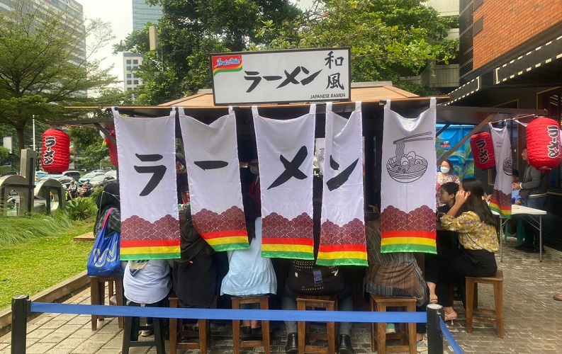 Seruput, Menikmati Lezatnya Miso Ramen yang Authentic dengan Konsep Yatai Jepang 