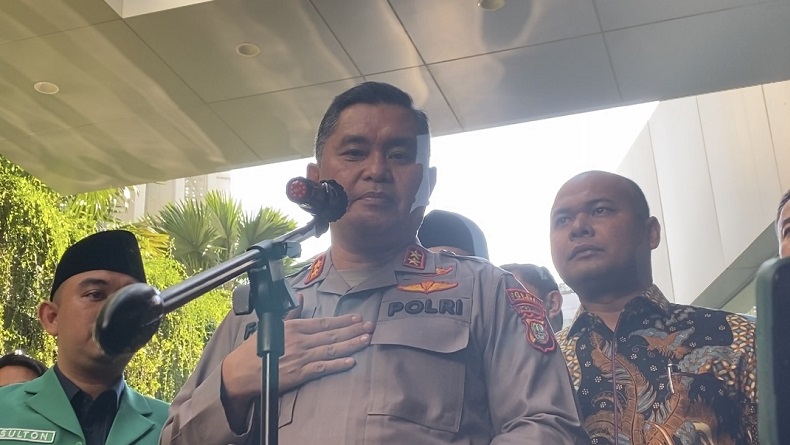 Irjen Fadil Imran Beri Dukungan Moral kepada Keluarga David Korban Penganiayaan Mario