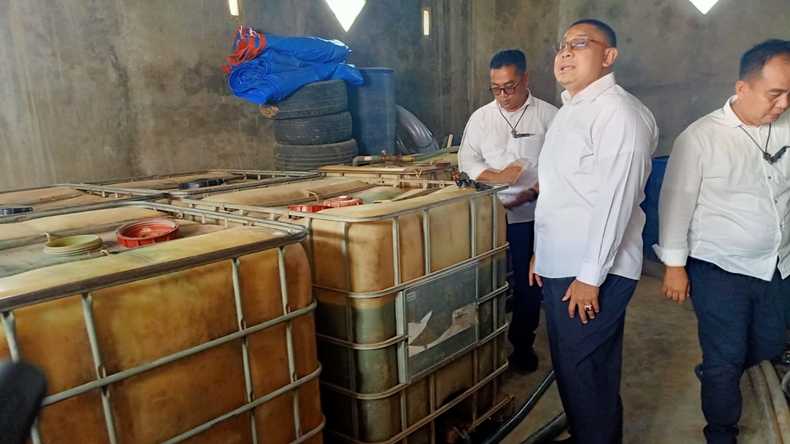 Polda Lampung Gerebek Gudang Pengolahan dan Penyimpanan Minyak, Diduga Milik Oknum Polisi