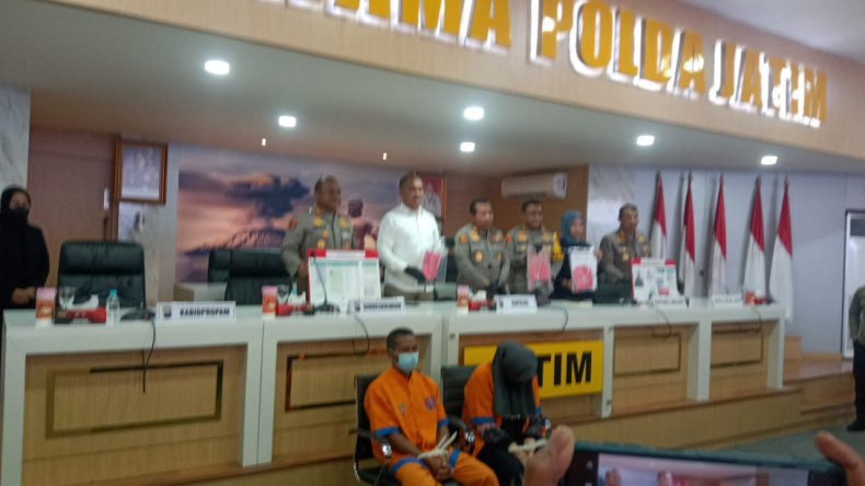 Polda Jatim Gagalkan Pengiriman 17 PMI Ilegal ke Timur Tengah, 1 Kondisinya Hamil