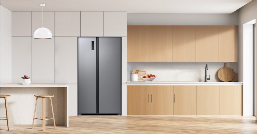 Selain Kapasitas Besar, Kulkas Samsung RF48 Dilengkapi Dispenser Air di Pintu