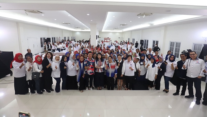 Buka Pelatihan Public Speaking, Liliana Tanoesoedibjo Berpantun