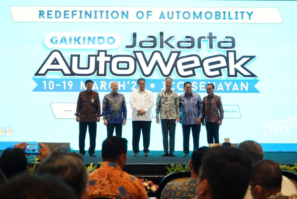 Buka Pameran Otomotif Gaikindo JAW 2023, Menko Airlangga: Industri Otomotif Catat Pertumbuhan Signifikan  