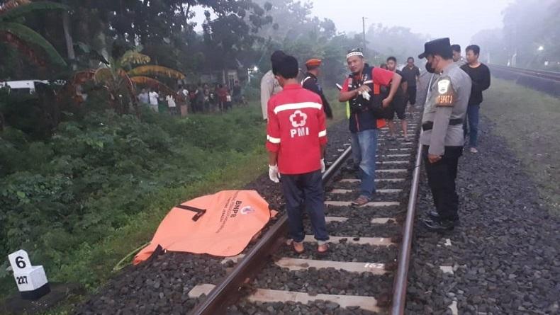 Jalan Kaki Melintasi Rel, Perempuan di Sragen Tewas Tertabrak KA Gajayana