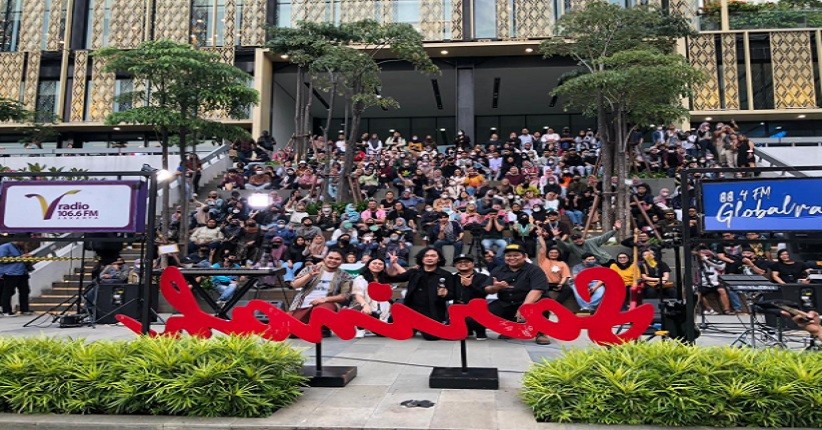 Krisna Trias dan Mirabeth Sonia Mengajak Sarinah Berbahagia