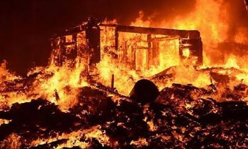 Kebakaran di Tapanuli Tengah, 6 Rumah Ludes Dilalap Api
