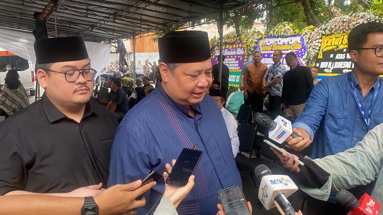 Airlangga Kenang Koesni Harningsih Istri Moeldoko Aktif di Berbagai Kegiatan Sosial