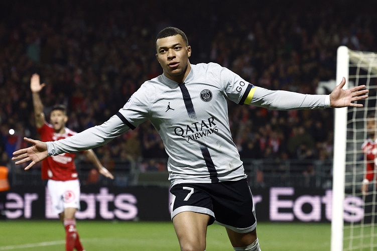 Nomor 9 Real Madrid Masih Kosong, Disiapkan Buat Mbappe?