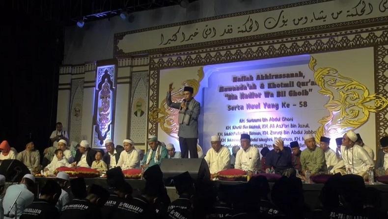 Hadiri Haul di Ponpes Al Hikmah 1 Brebes, Ini Pesan Dr TGB HM Zainul Majdi untuk Santri 