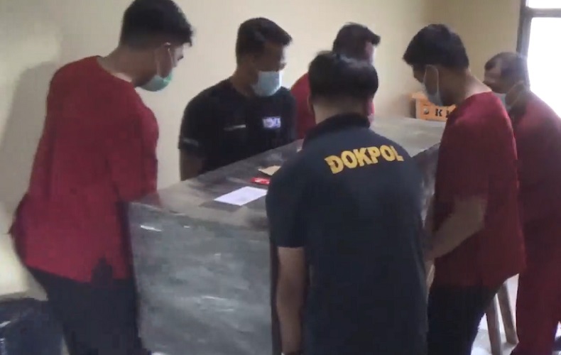 Terungkap Motif Pembunuhan Dokter RSUD Nabire, Pelaku Sakit Hati Honor Covid-19 Dipotong