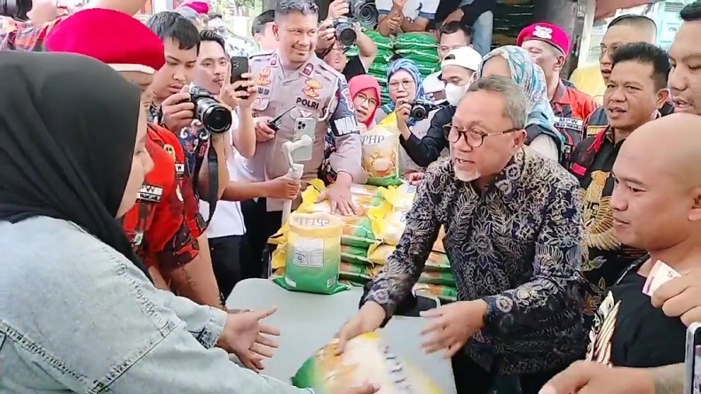 Mendag Ingatkan Pedagang Tak Timbun Bapok, Siap-siap Ditindak Satgas Pangan