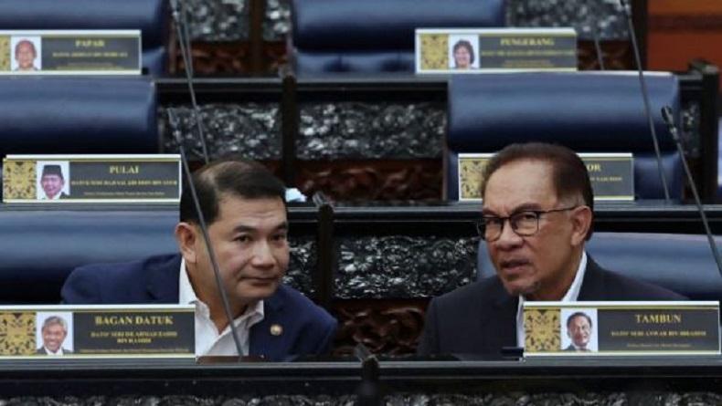 Heboh, PM Malaysia Anwar Ibrahim dan Menterinya Dikirimi Paket Odol Ganja dari Indonesia