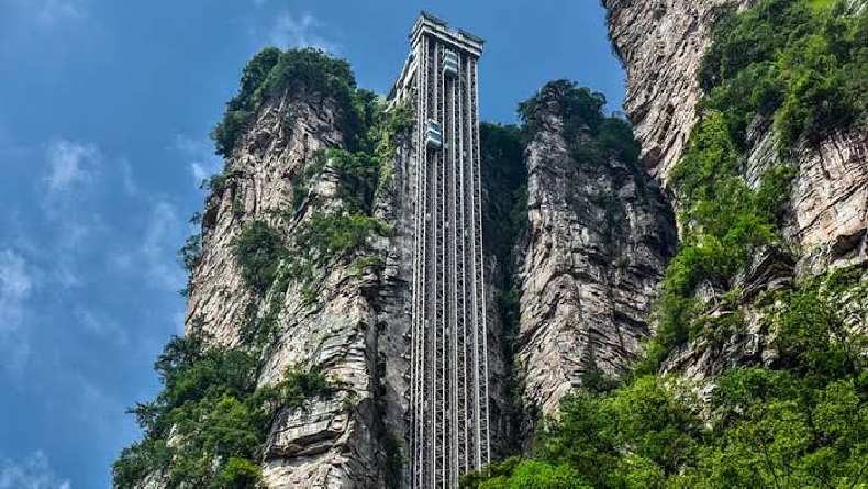 Bailong Elevator, Lift Paling Mengerikan di Dunia