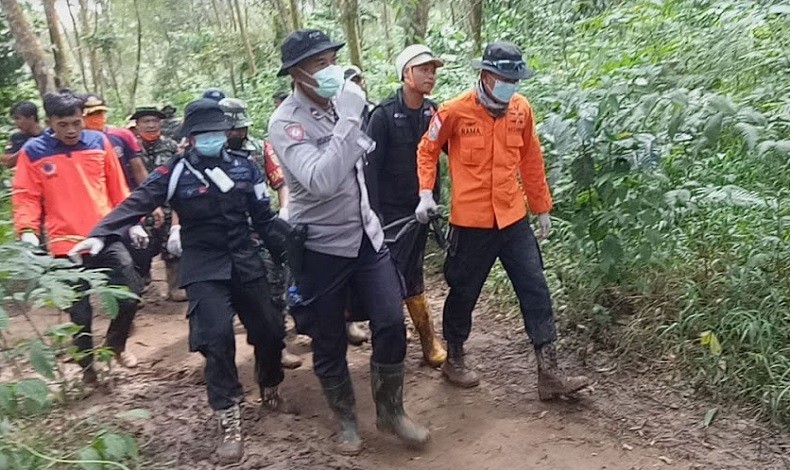 Ibu dan Anak Balita Tertimbun Longsor di Way Kanan Lampung Ditemukan Tewas