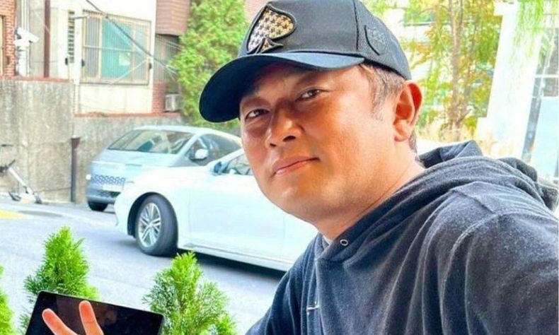 Anggota Parlemen Jepang yang Juga YouTuber Dipecat karena 8 Bulan Bolos Kerja