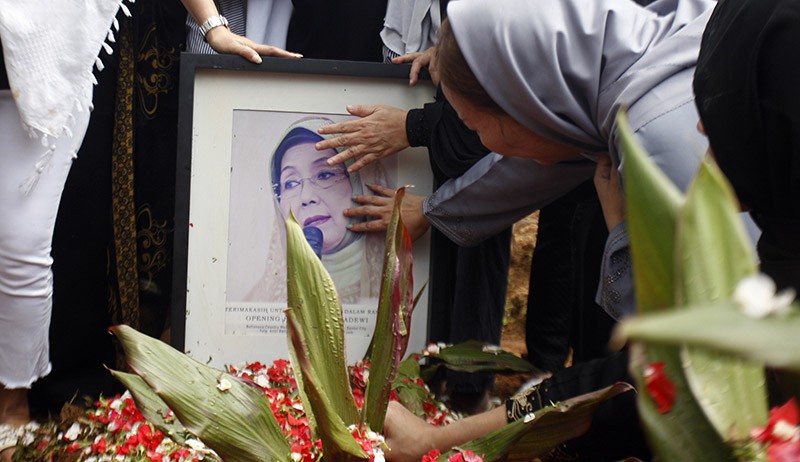 5 Berita Populer: Artis Lawas Nani Wijaya Meninggal hingga Rian Mahendra Ungkap Gaji di PO Kencana