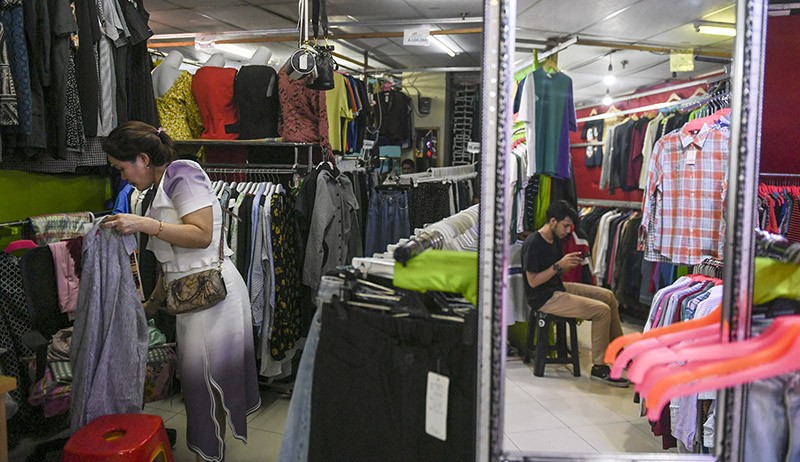 Pengusaha Ritel Dukung Upaya Pemerintah Hentikan Pakaian Bekas Impor Ilegal